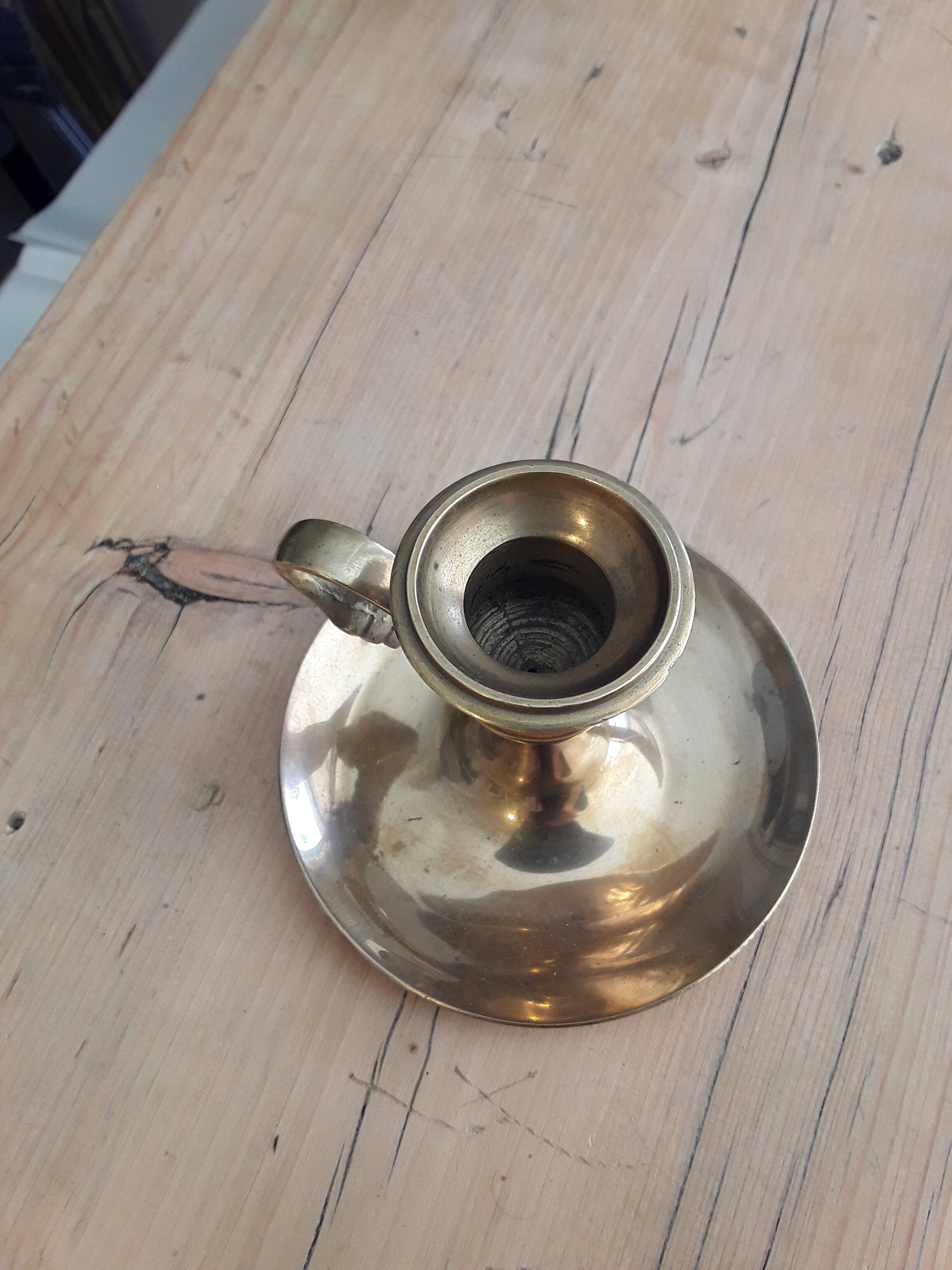 Cellar rat candle holder