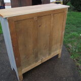 Skated Parisian buffet