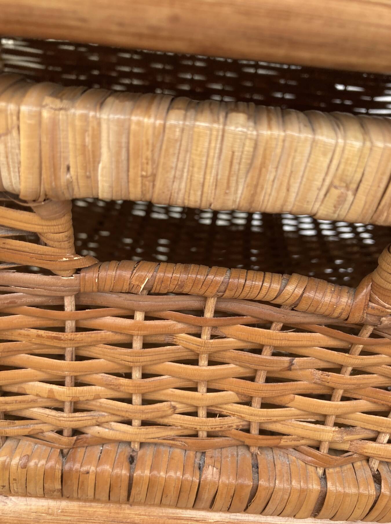 Vintage rattan chiffonier