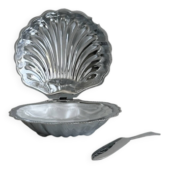 Shell butter dish