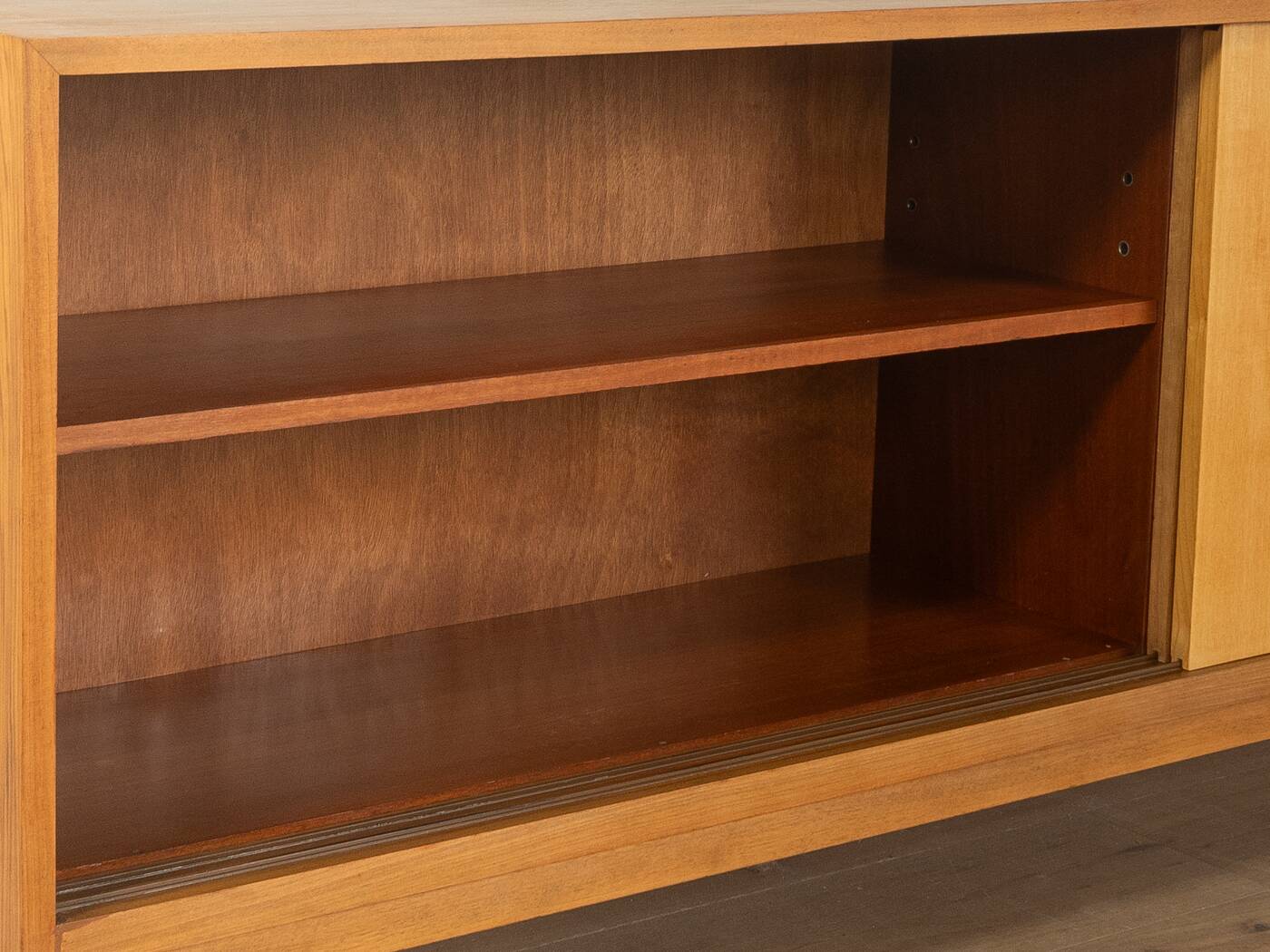 Classic sideboard Type 9F from the 1950s by WK Möbel, "Architekt-Satink" series