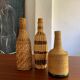 Trio de bouteilles vintage corde et osier