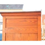 Low wardrobe with closet and drawers