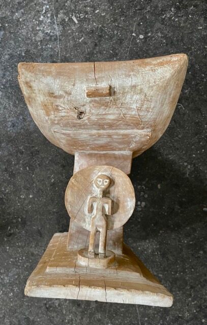 Ashanti stool pair (Ghana)