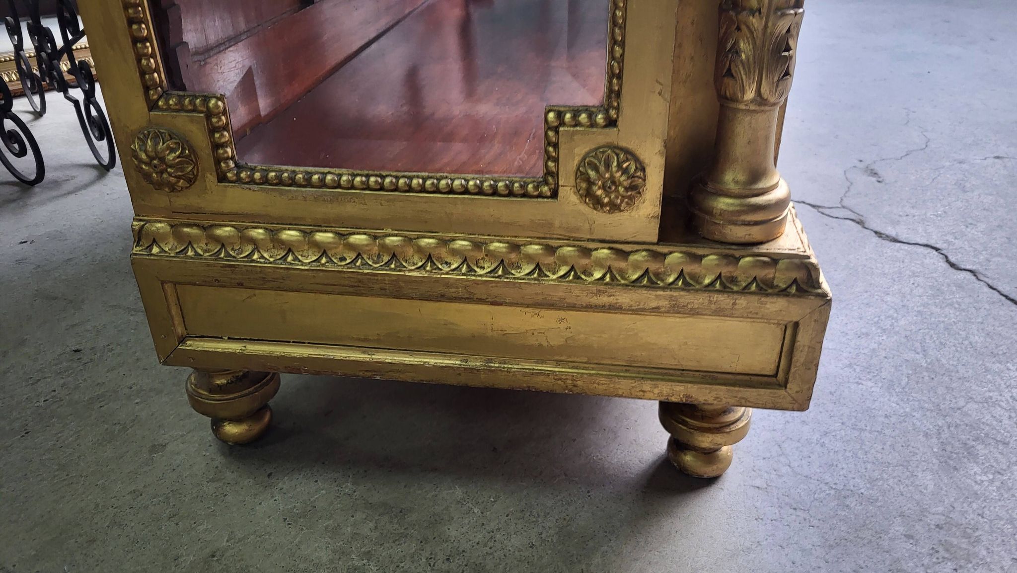 Louis xvi display cabinet in gilded wood