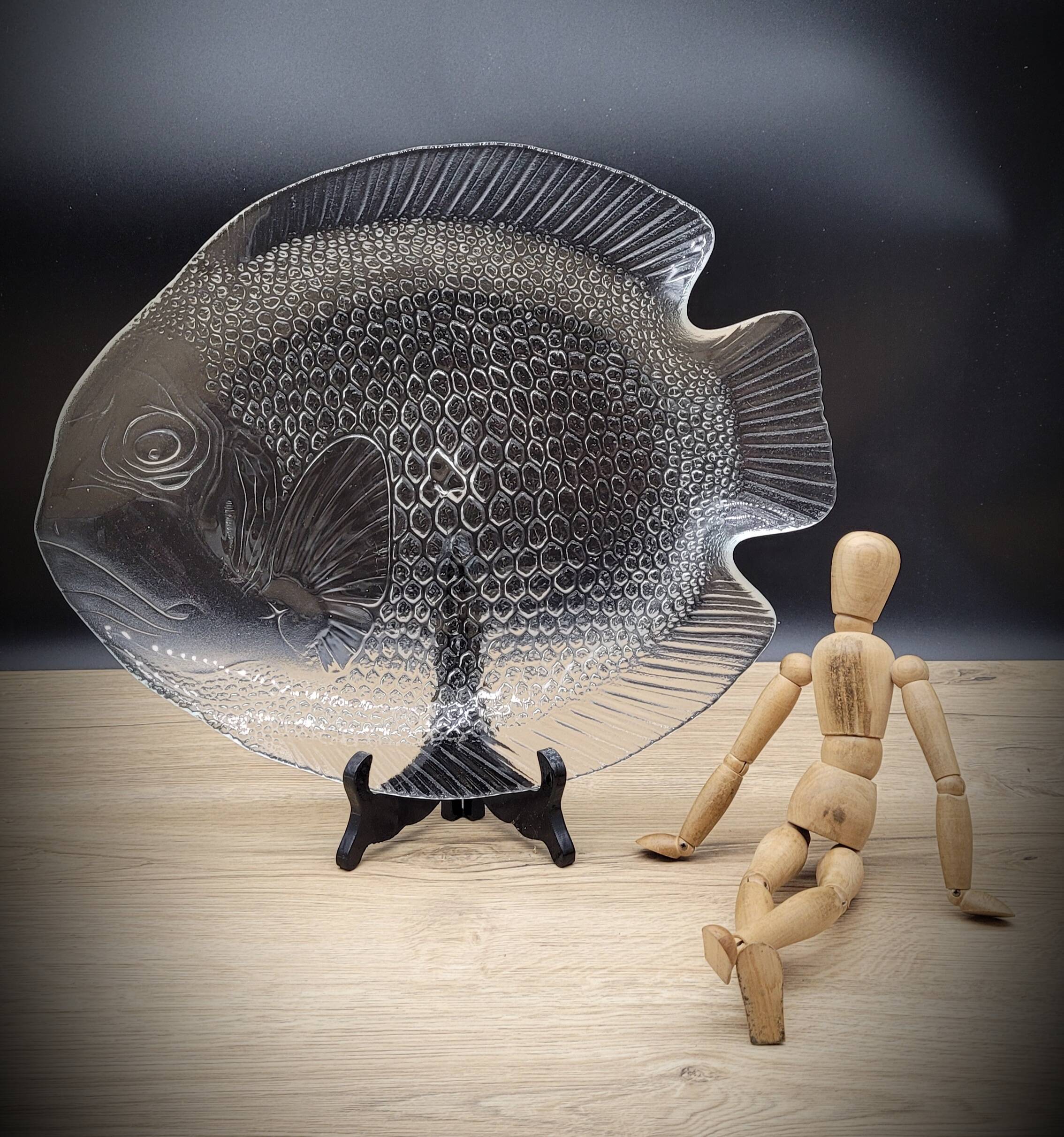 Large fish dish 40x33 transparent