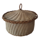 Vintage woven wicker basket with lid - Natural crafts