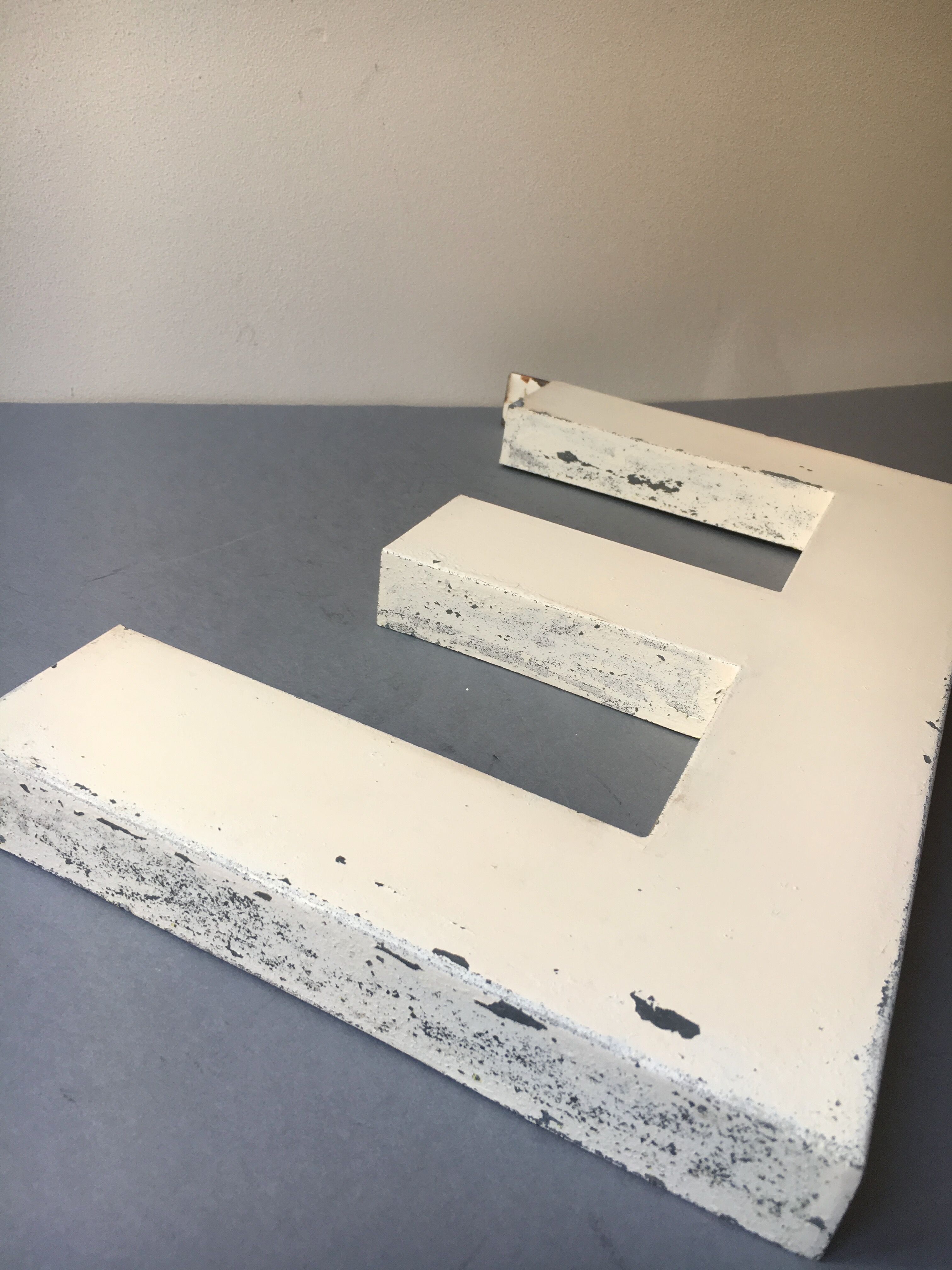 Old sign letter e 40 cm vintage