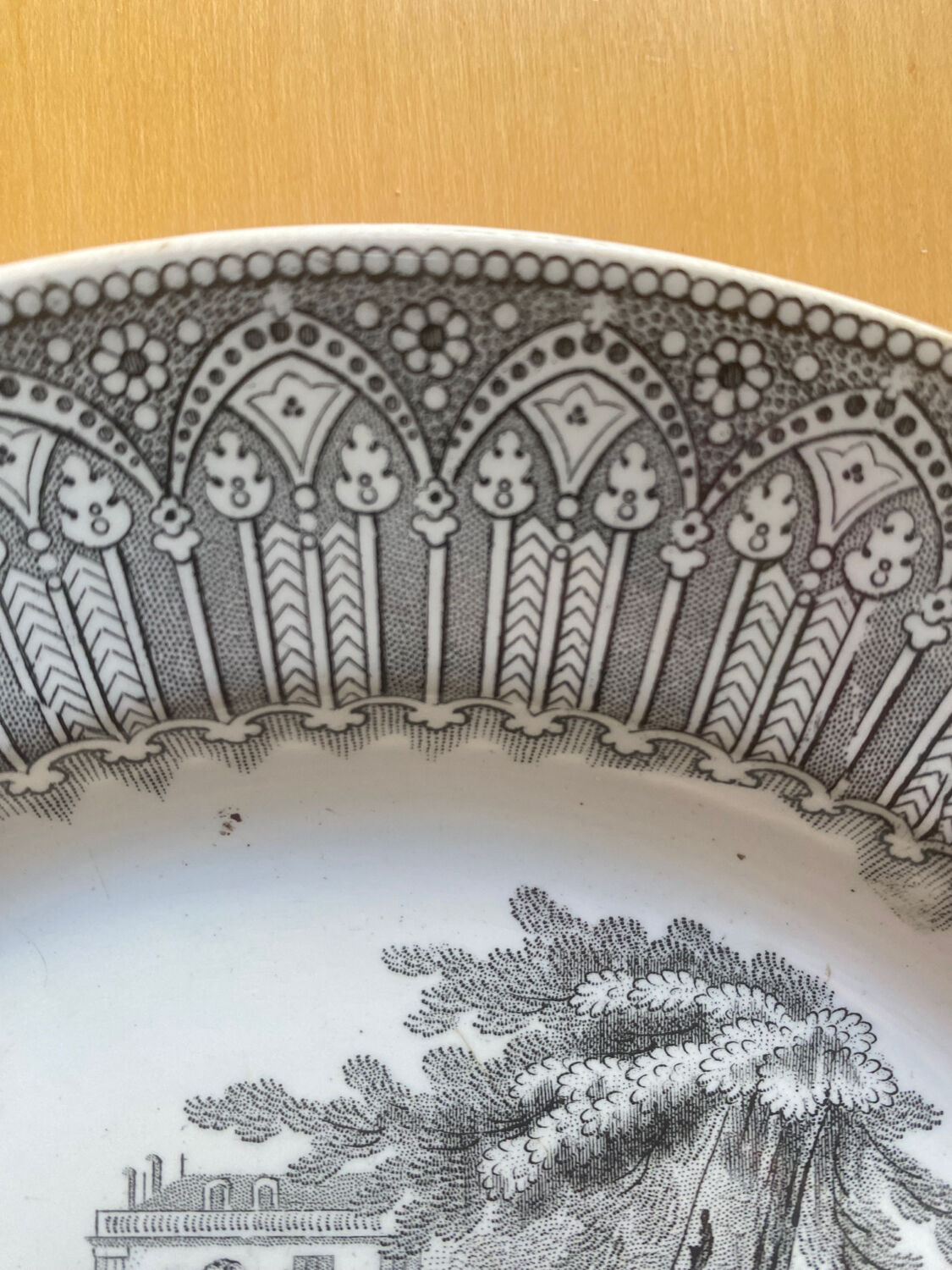 Creil Montereau - duo of plates