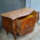 Commode marquettee de style Louis XV