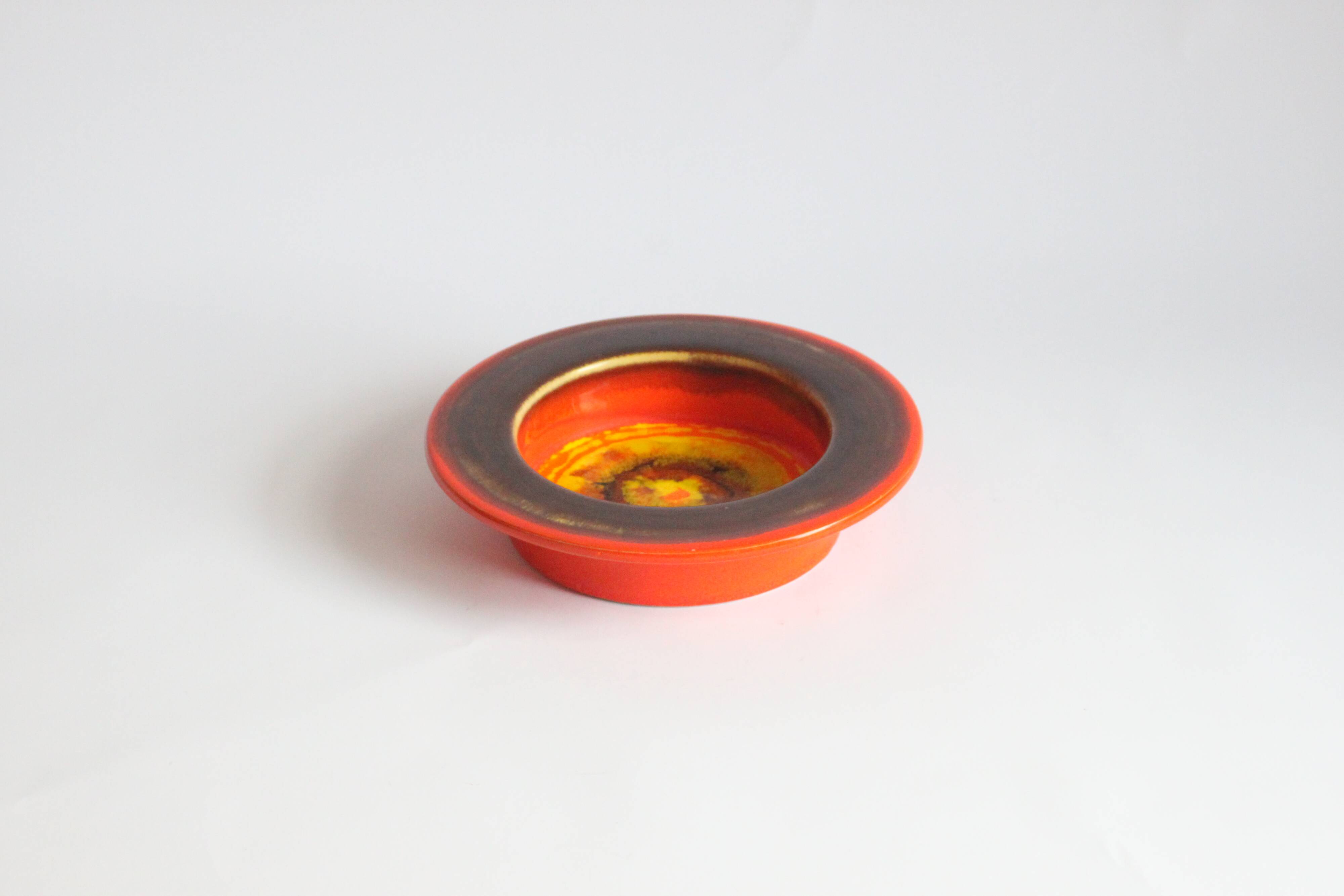 Hutschenreuther trinket bowl or vide-poche, 1970s.
