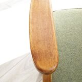 Fauteuil vintage vert l'olive bouclé model 366