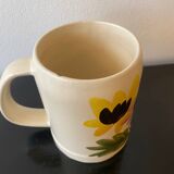 Set of 4 vintage 1970s flower stoneware mugs