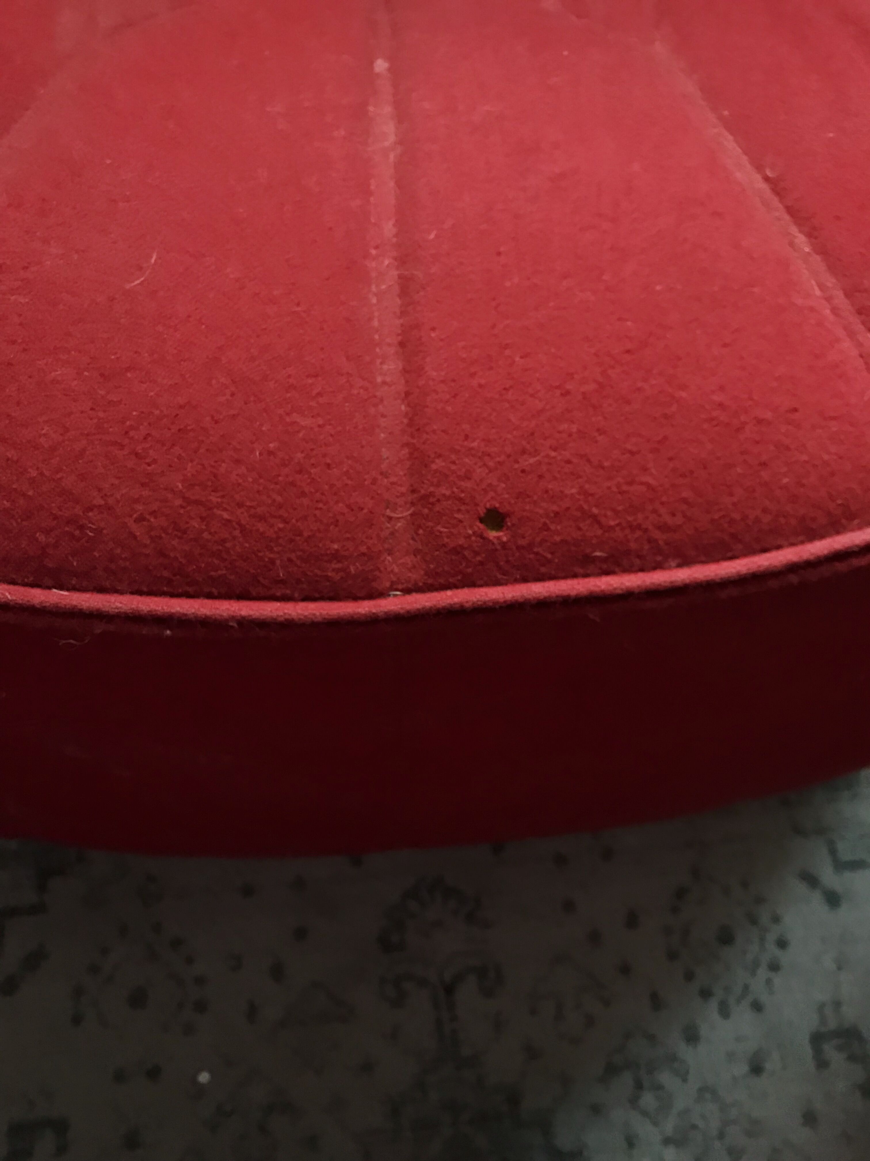 Cinna Ottoman swivel chair - Noé Duchaufour-Lawrance