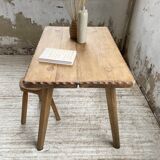Table brutaliste savoyarde en chêne