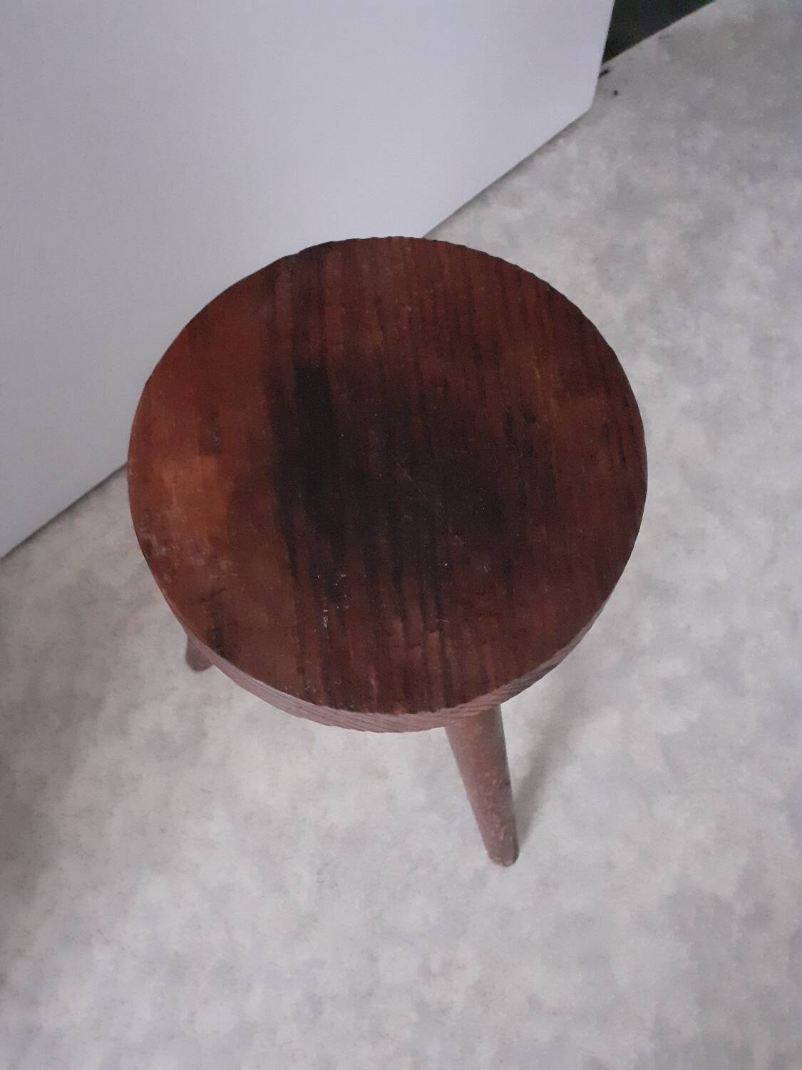 Tripod stool