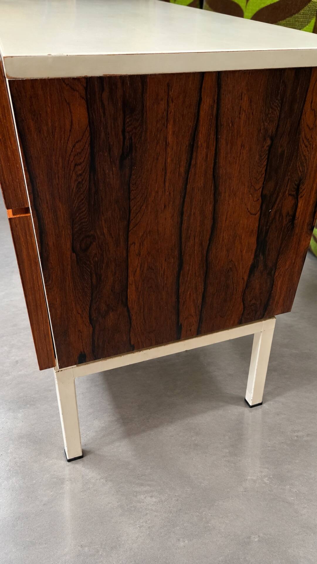 Small vintage rosewood piece of furniture – 60s/70s – metal base.