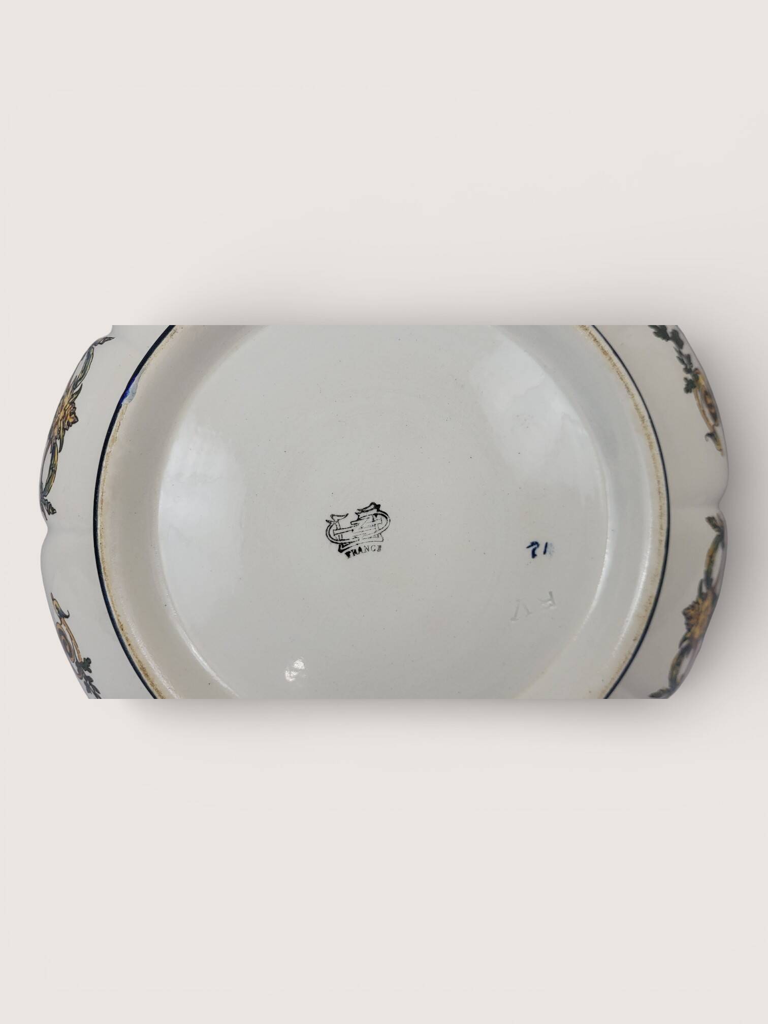Melon dish in Gien earthenware, 19th century