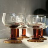 Lot of 9 glasses/cups from the 70s with amber feet