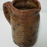 Sandstone pitcher