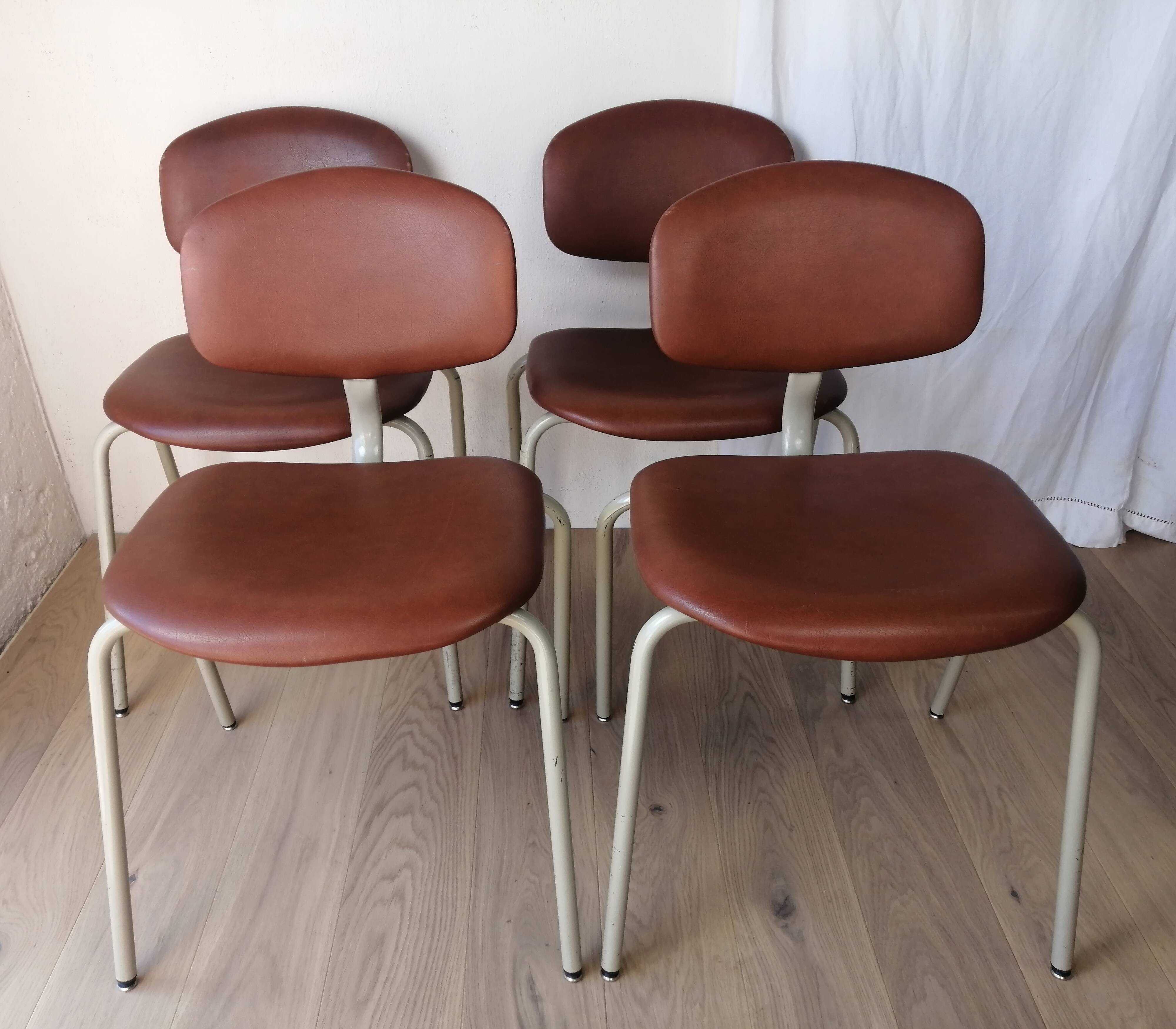 Set of 8 armchairs and chairs 420-44 Strafor-Steelcase