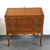 Desk in cherry wood