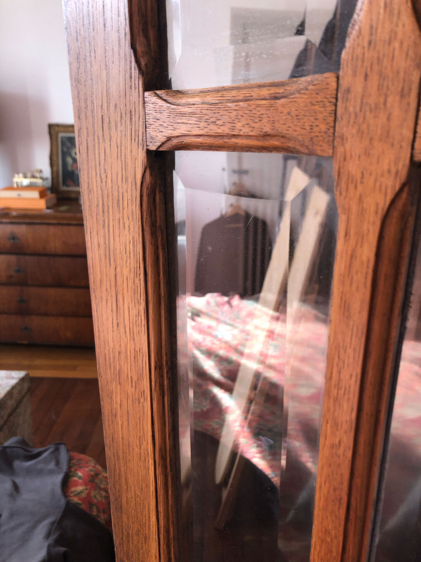 Armoire vitrée années 30