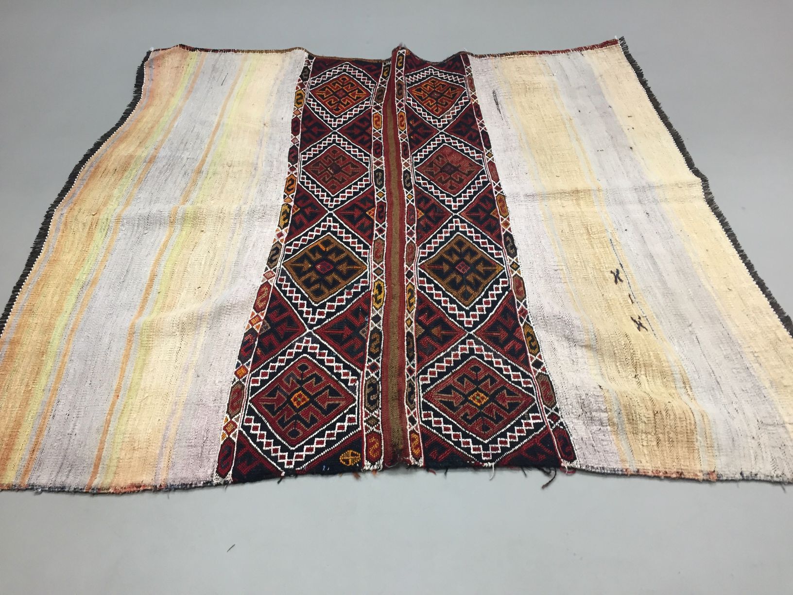 Turkish kilim 135x120 cm square tribal