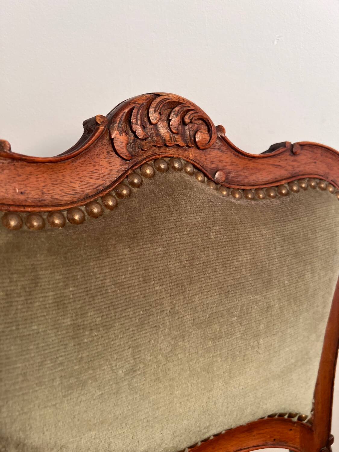 Lot 2 old Louis XV style carved solid walnut chairs late 19th century