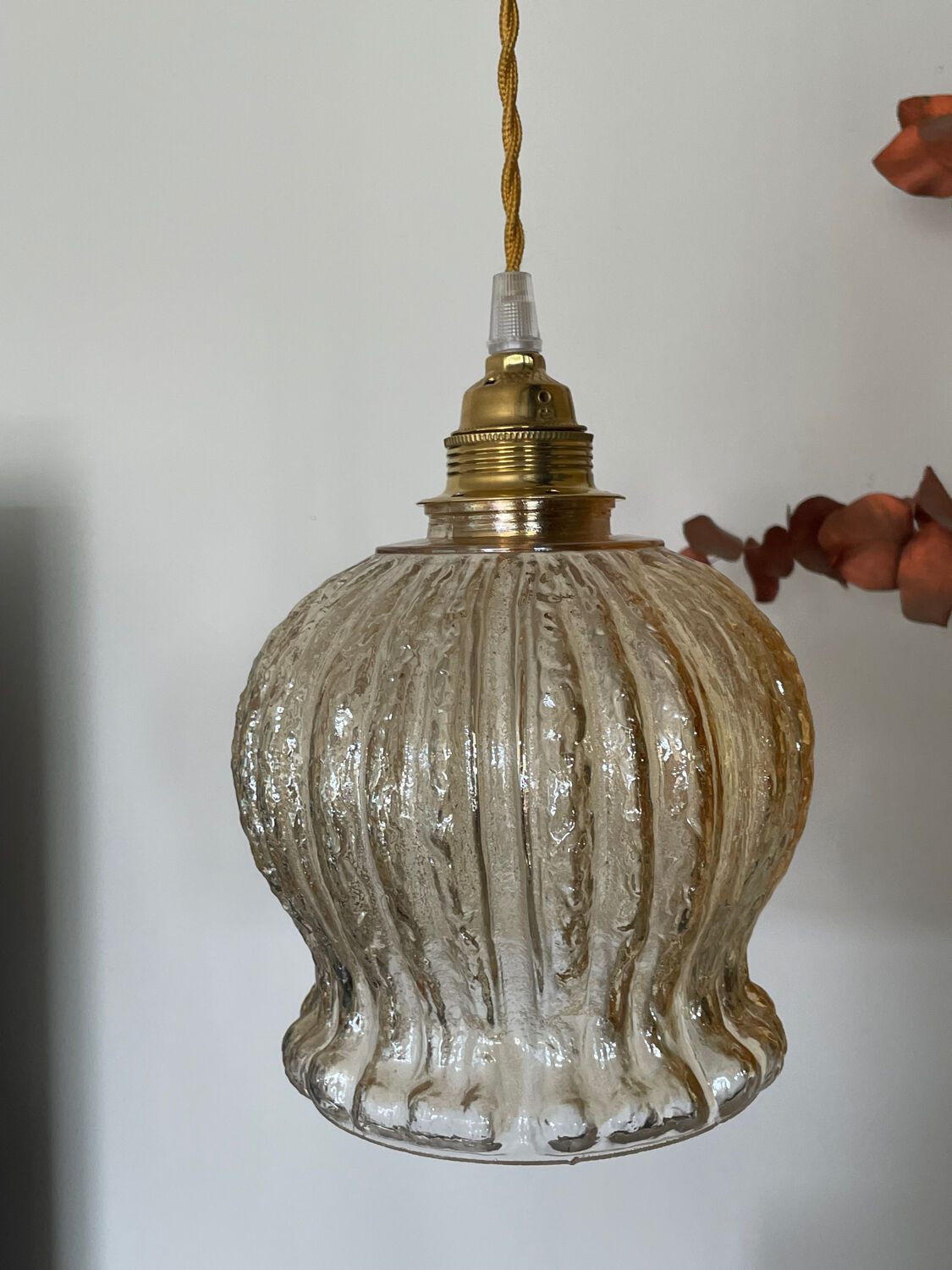 Ceiling suspension globe tulip amber glass