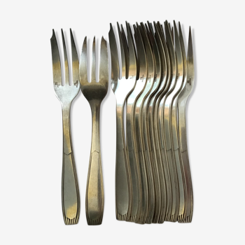 Silver metal cake forks