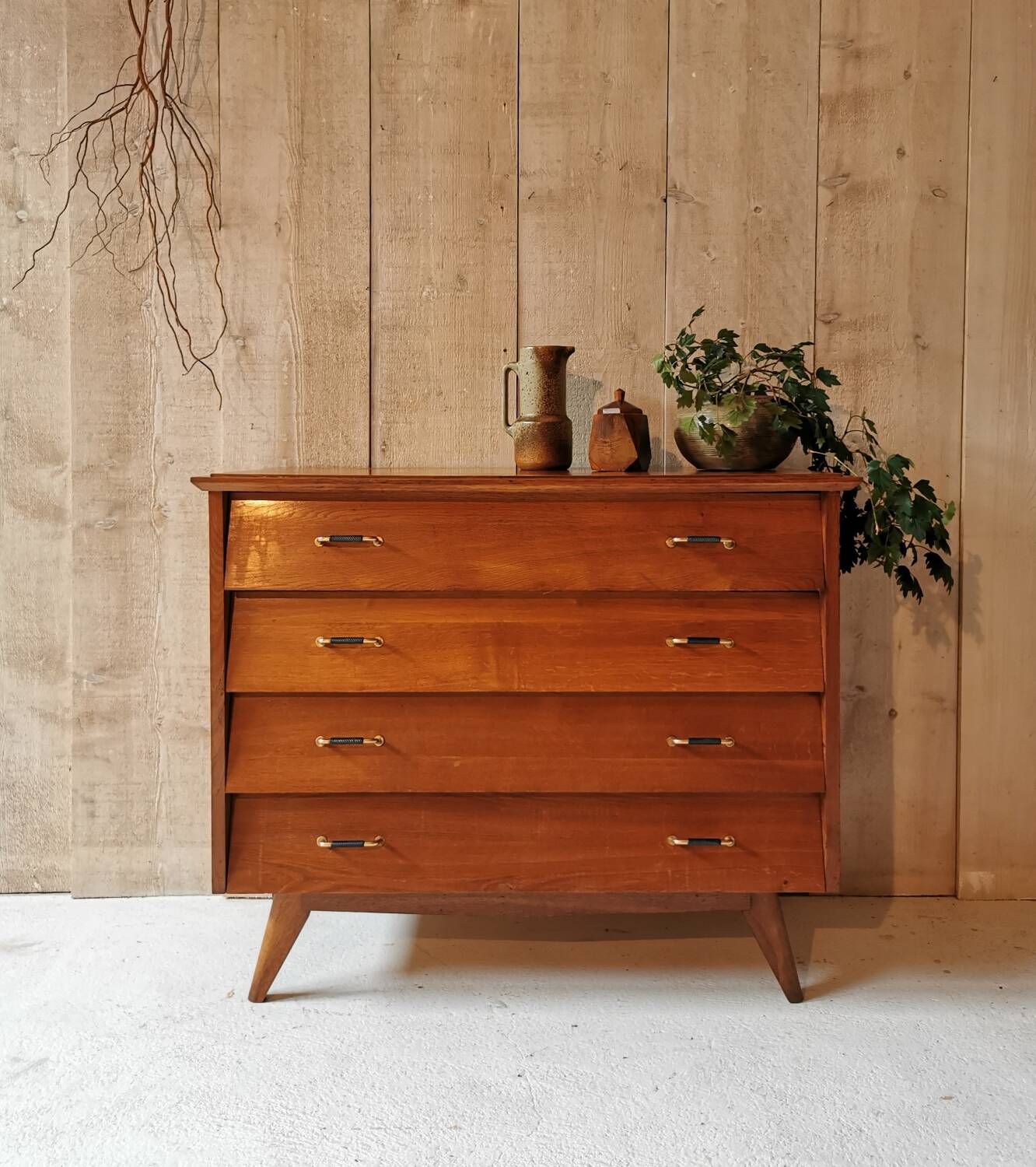 Vintage chest of drawers