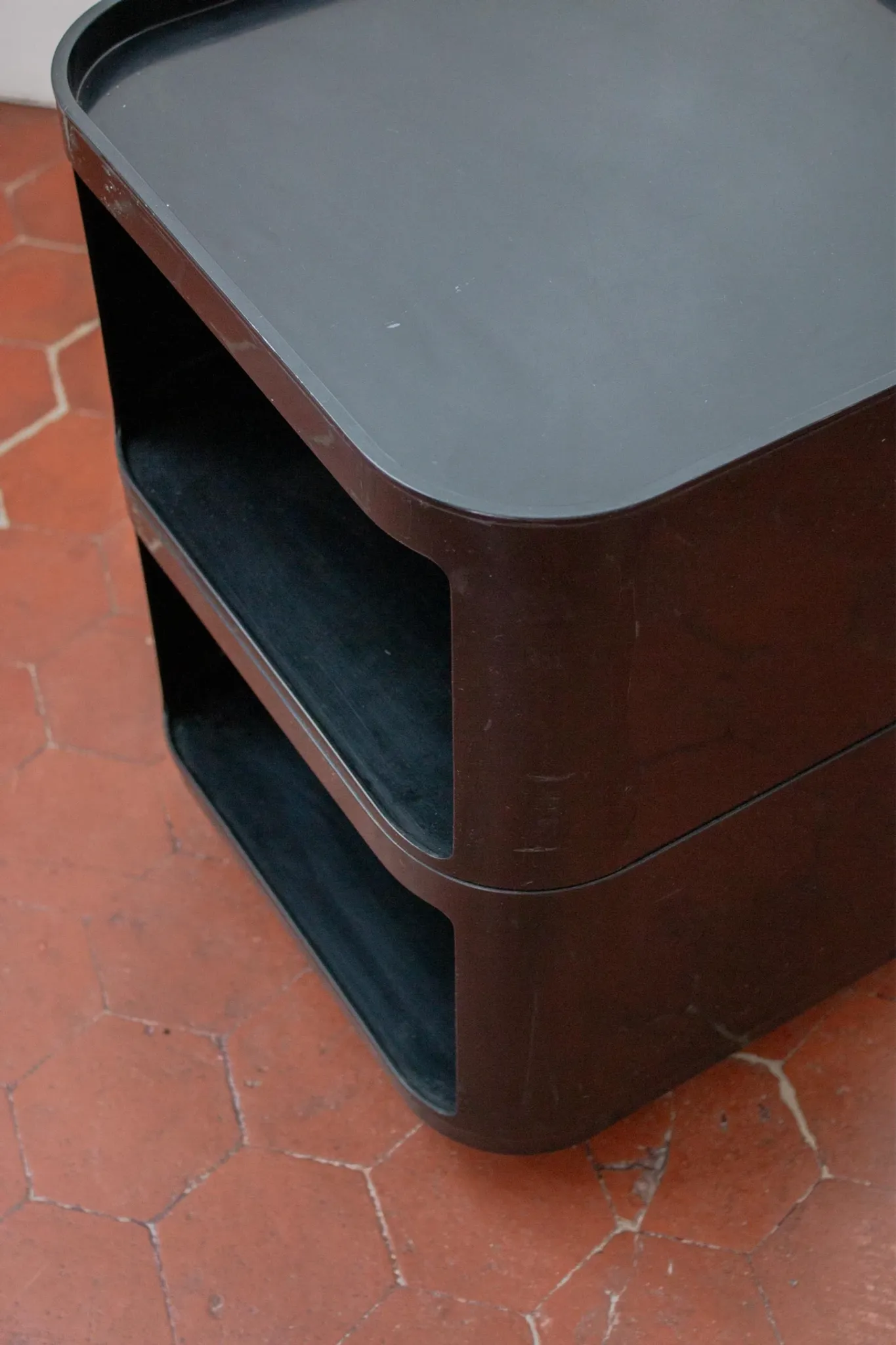 Vintage Componibili by Anna Castelli Ferrieri for Kartell, first edition.