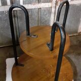 Pedestal table