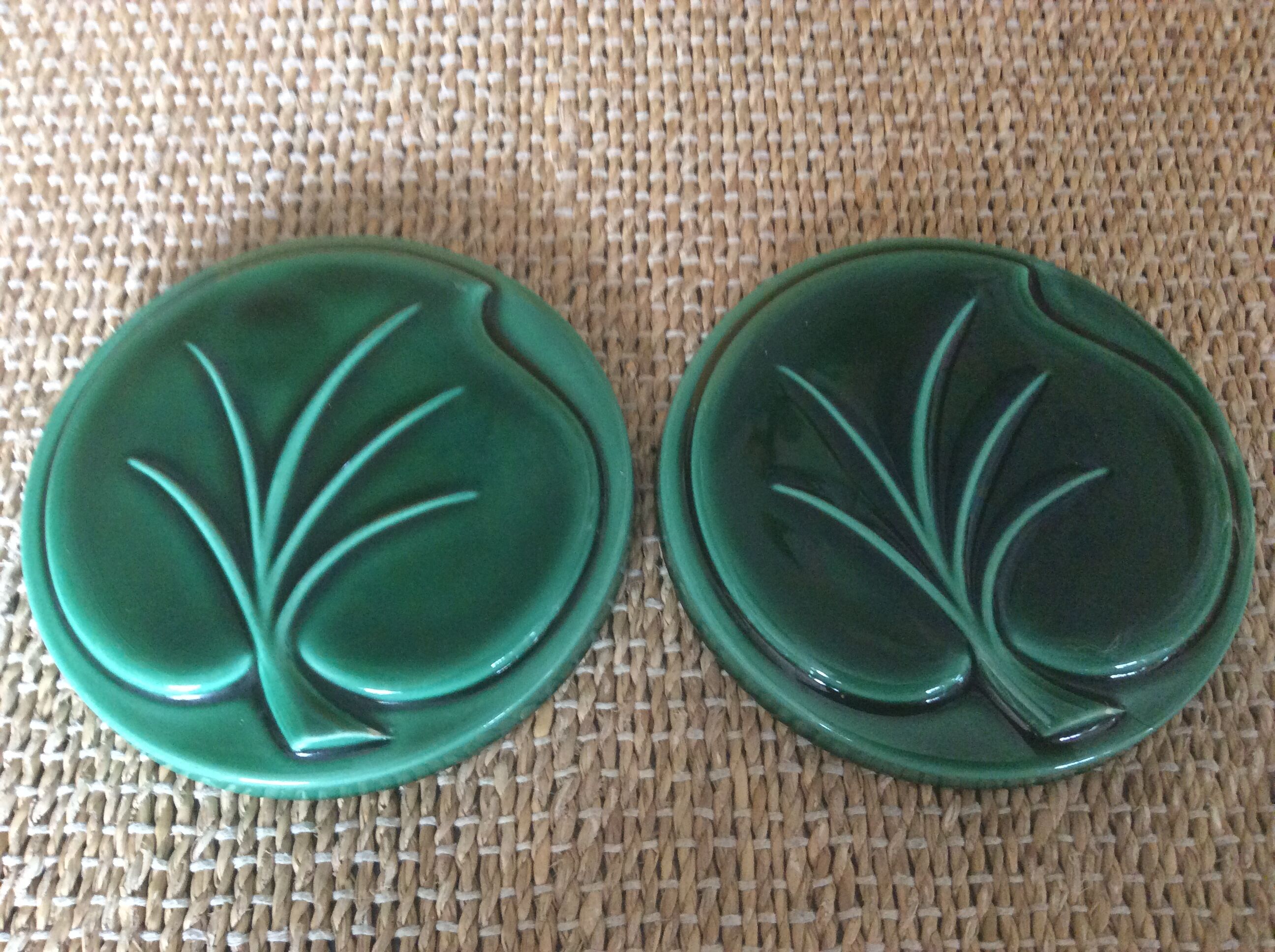 Slip bottle coasters