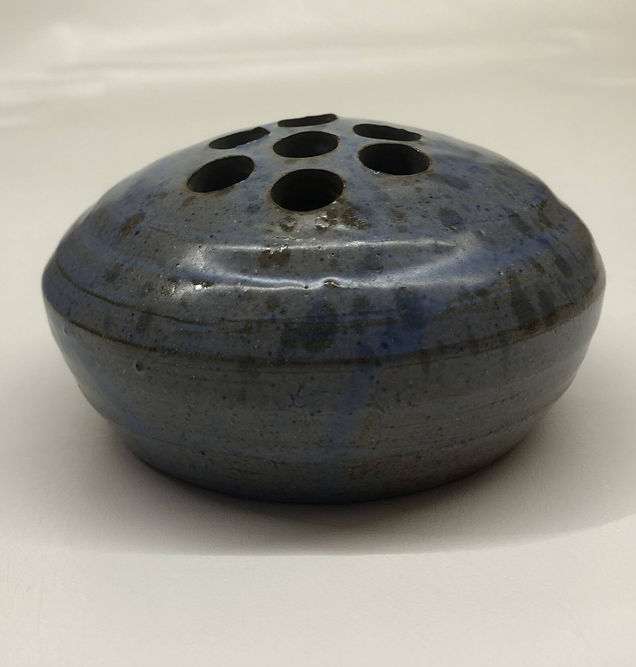 Rhoda Giethoorn ceramic flower vase