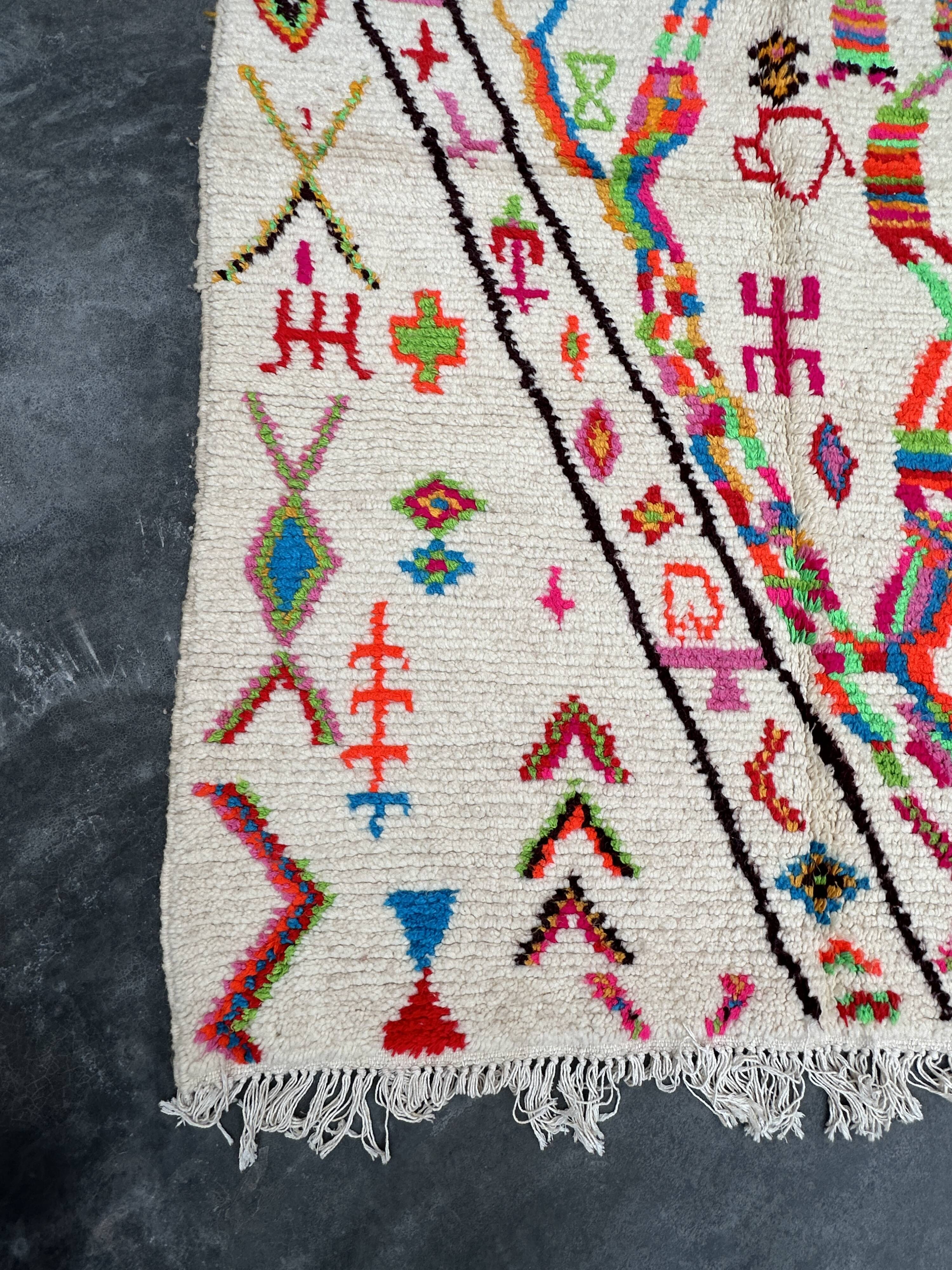 Colorful Moroccan rug - 147 x 215 cm