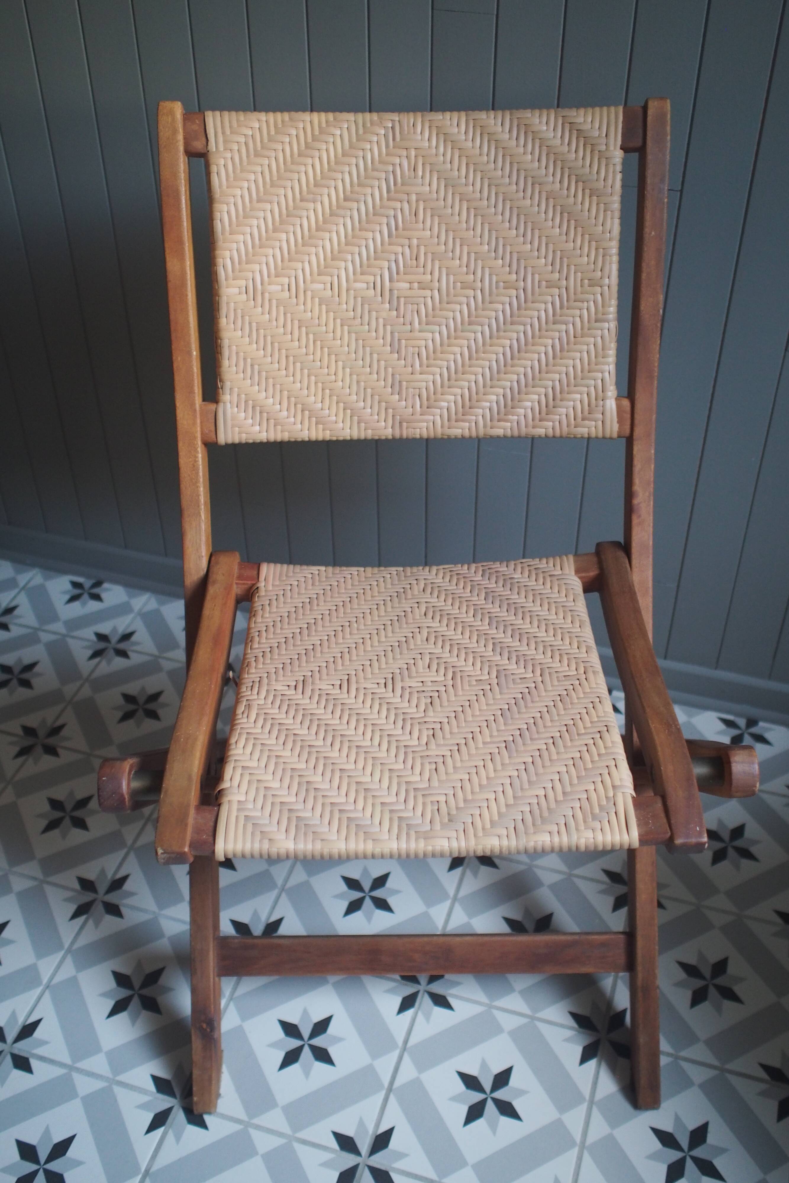 Folding chairs