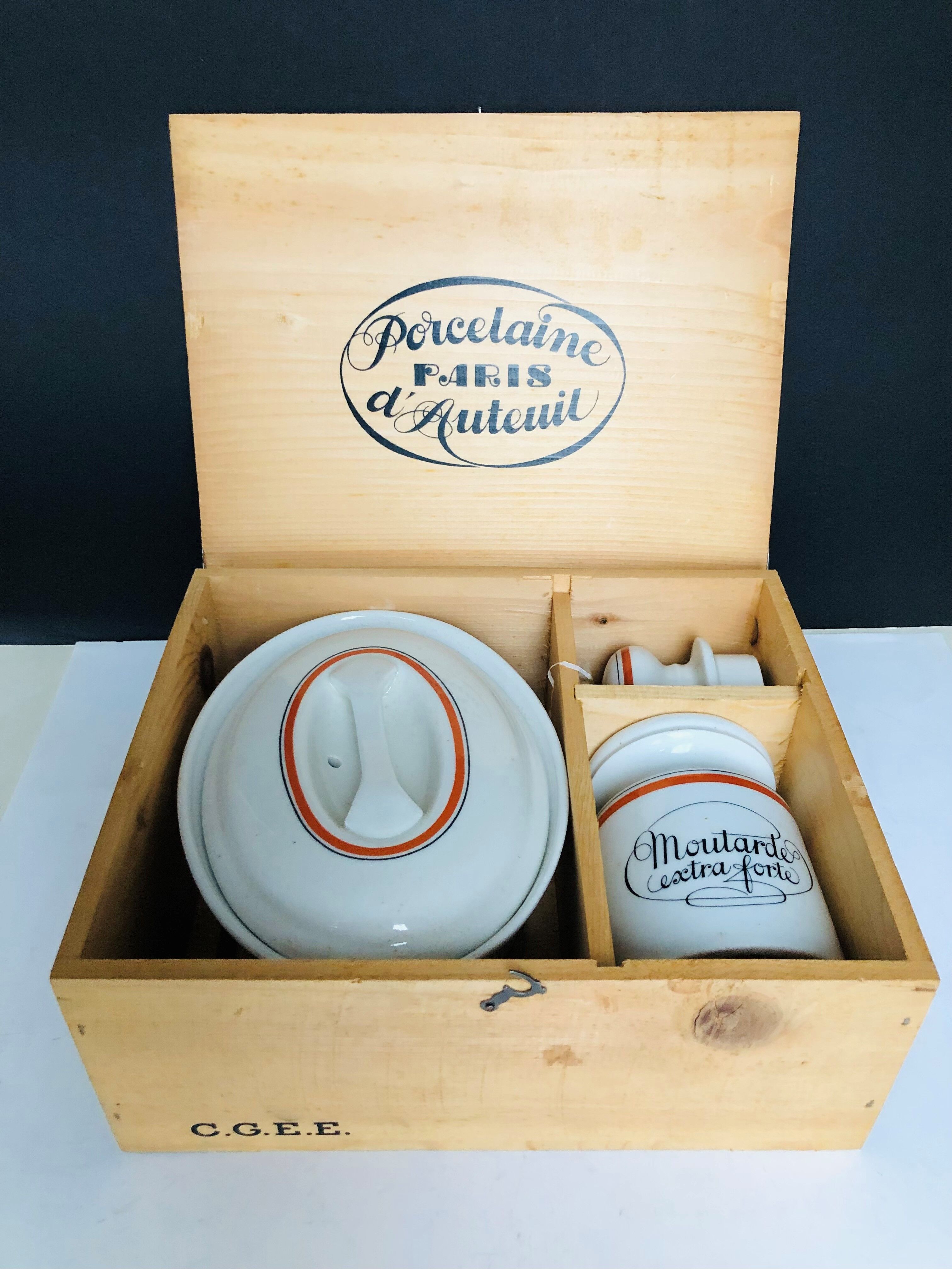 Terrine and mustard box