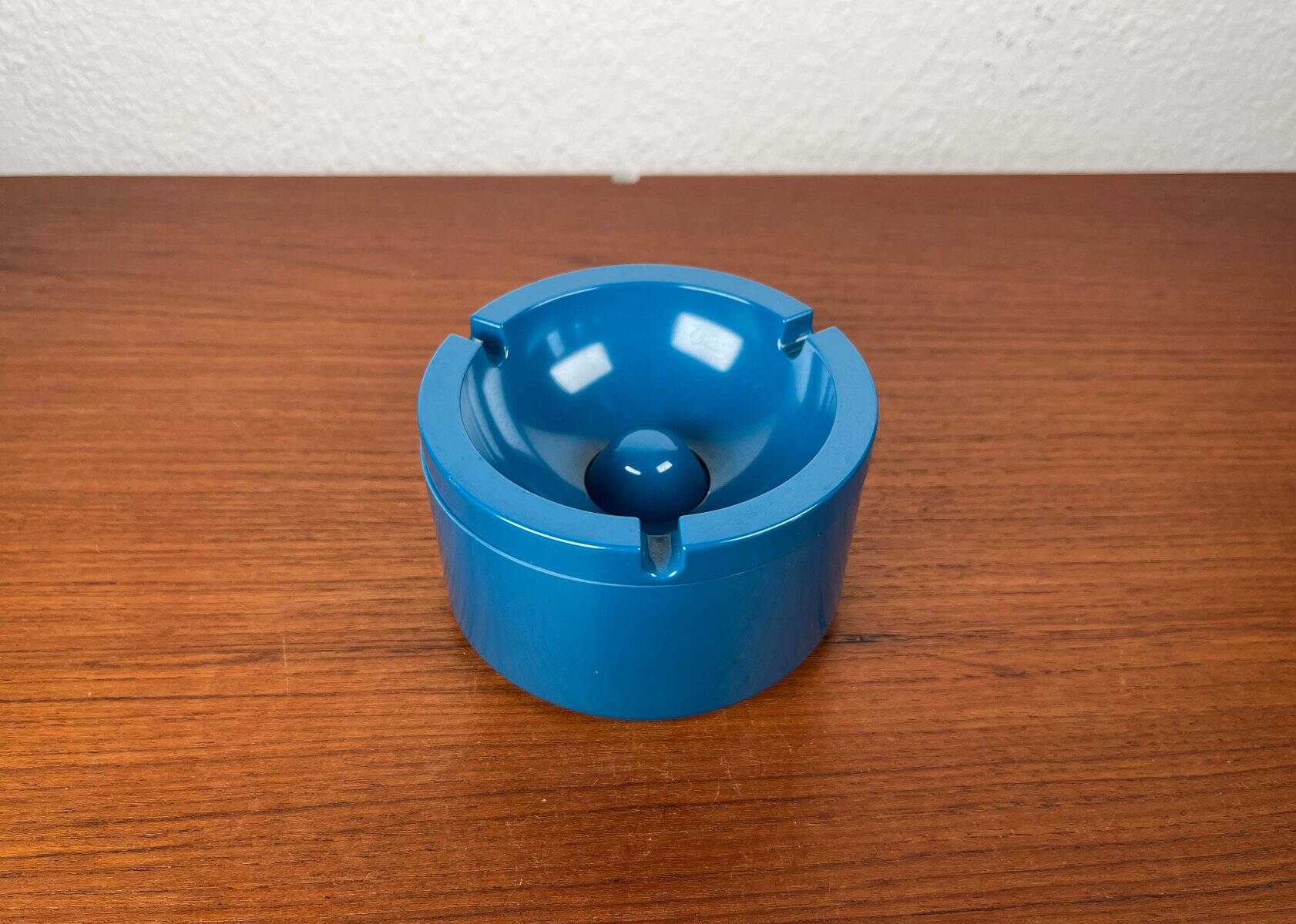 Danish ashtray from the space age and mid-century by Rosti