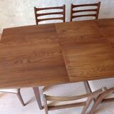 Scandinavian extendable teak dining table from the 1960s