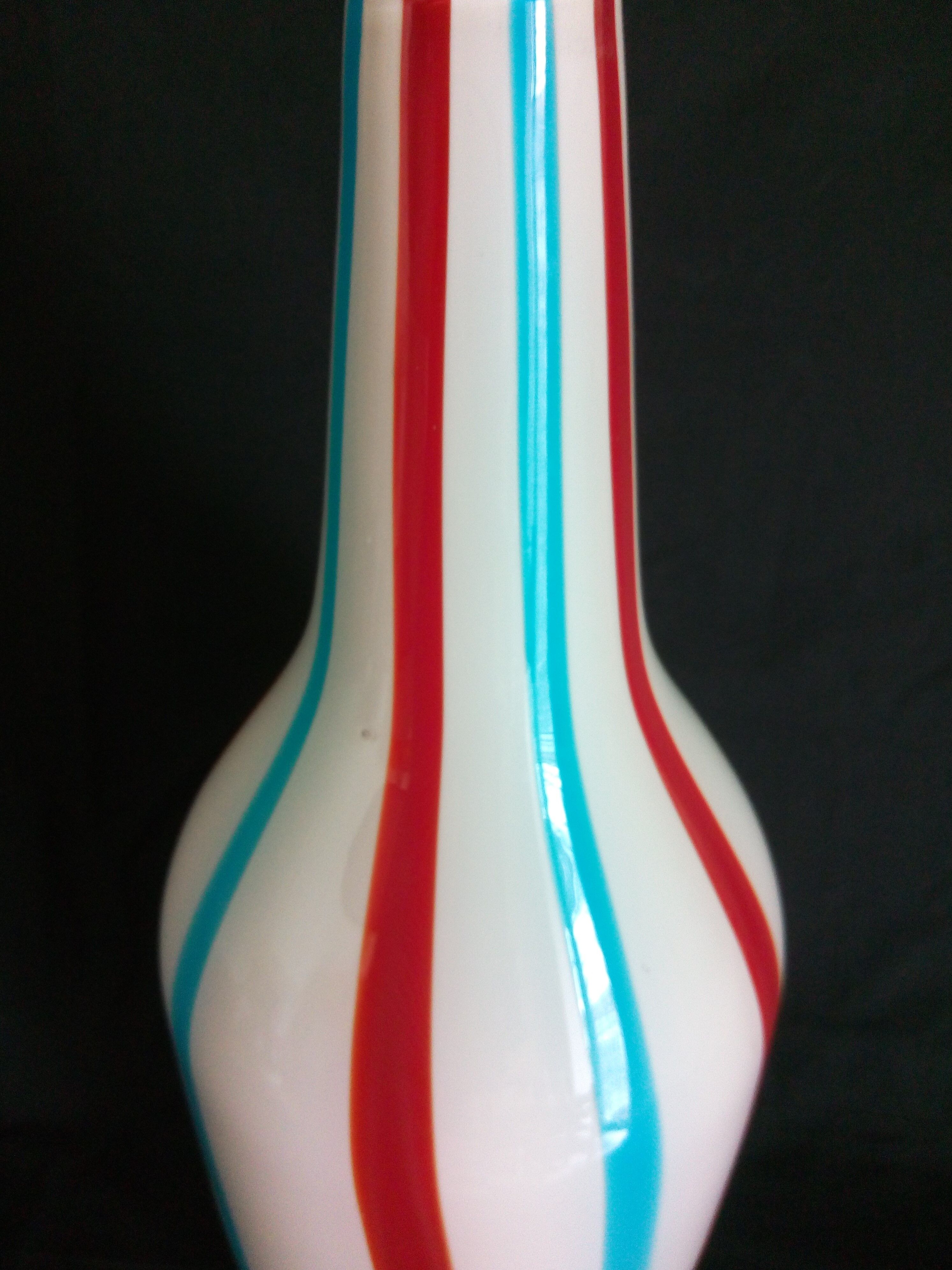 Carlo Moretti vase murano glass blown to the mouth, bottle shape
