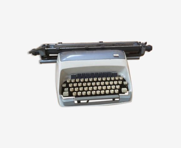 Machine à écrire Japy