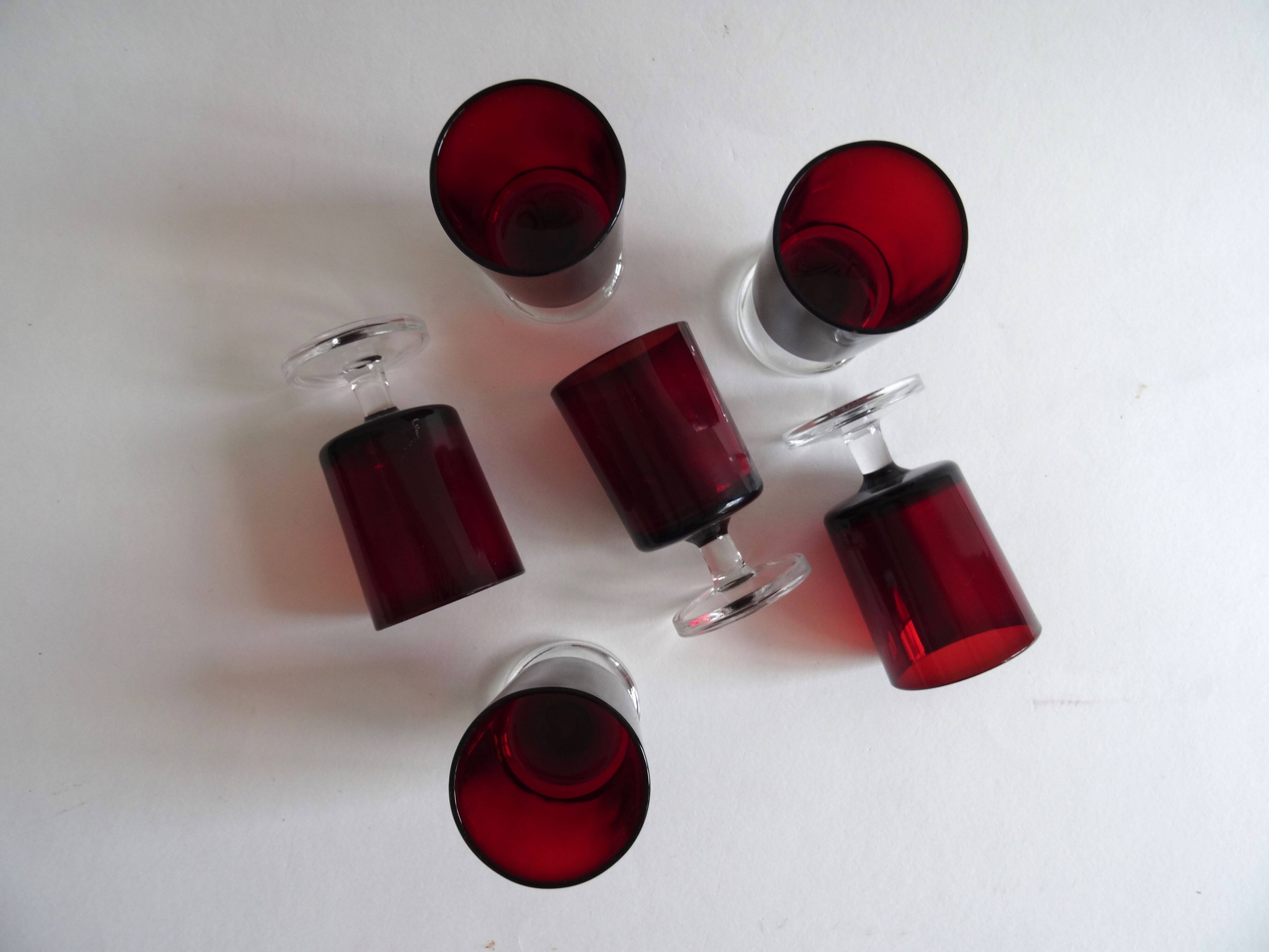 Luminarc Sweden white wine glasses