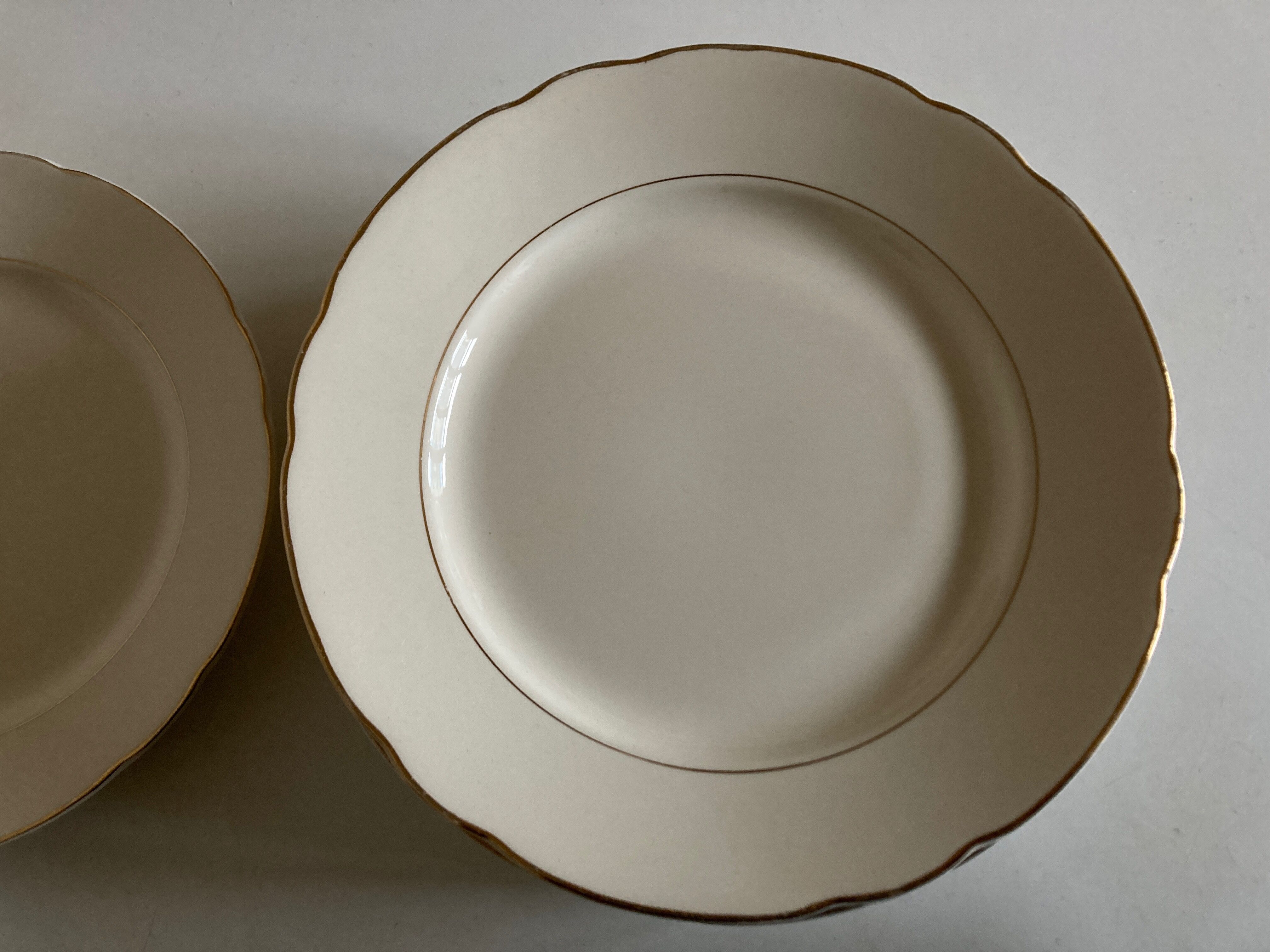 Set of 10 plates 1960 Villeroy & Boch ivory faience with gadroons