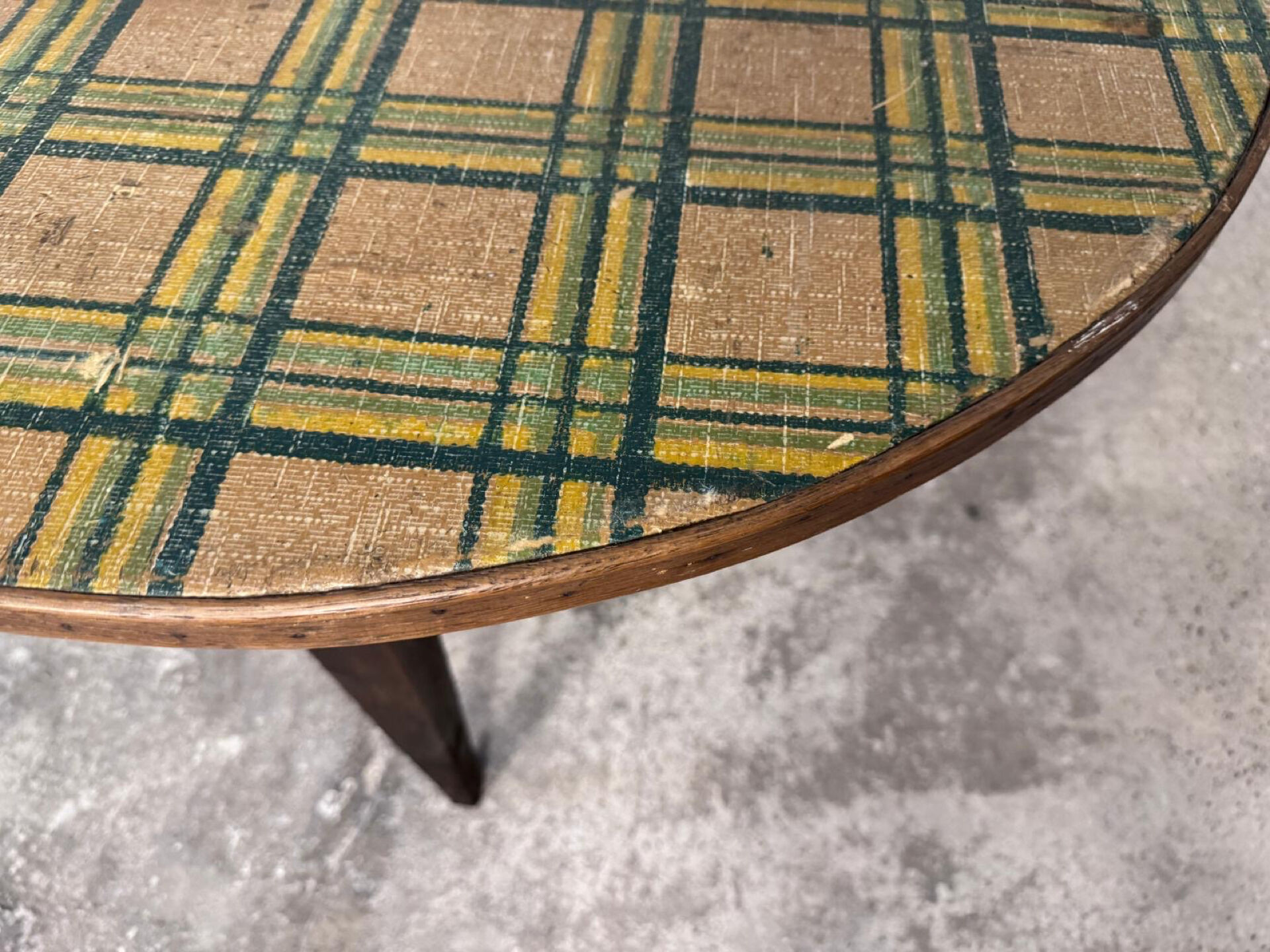 Large oval bistro table dimensions 255 cm