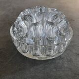 Ancien pique-fleurs en verre moulé 19 trous