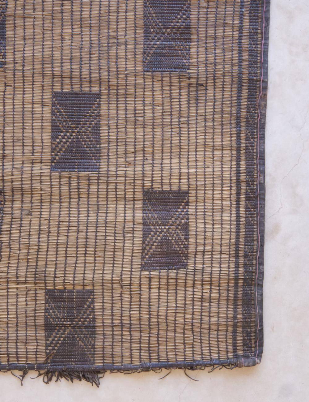 Tuareg rug from Mauritania - 120 x 107 cm