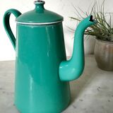 Vintage coffee maker in enamelled sheet metal