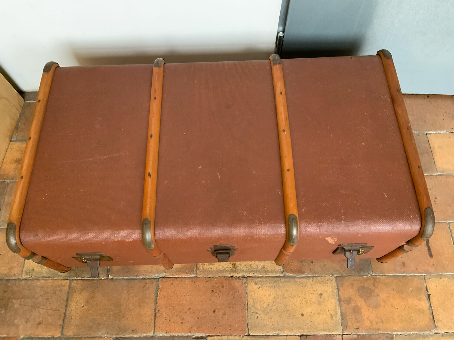 Travel trunk